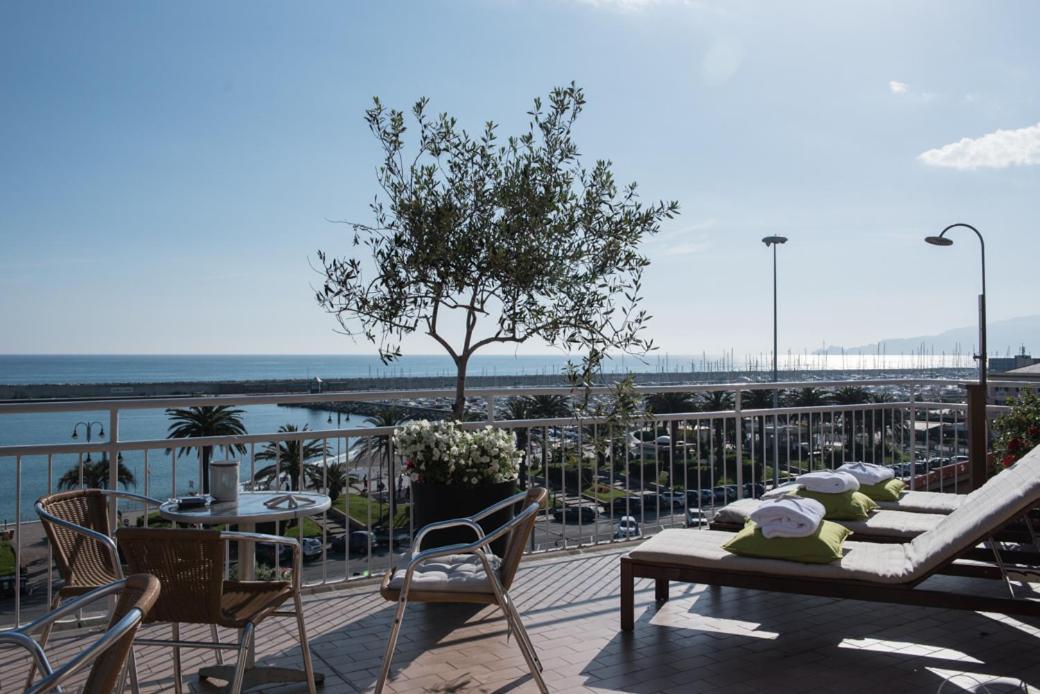 Hotel Tigullio Lavagna Exterior photo